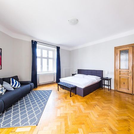 Boheme Apartment Prague Three エクステリア 写真