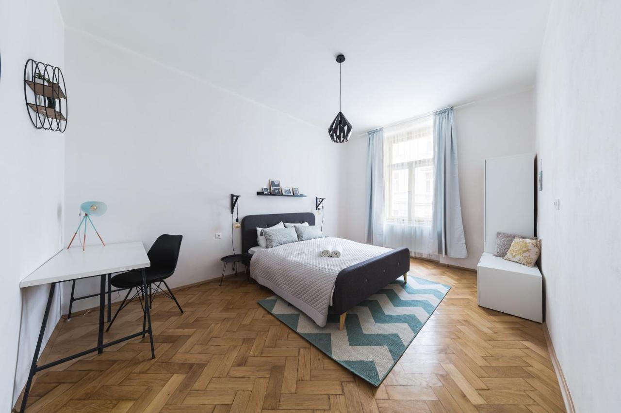 Boheme Apartment Prague Three エクステリア 写真
