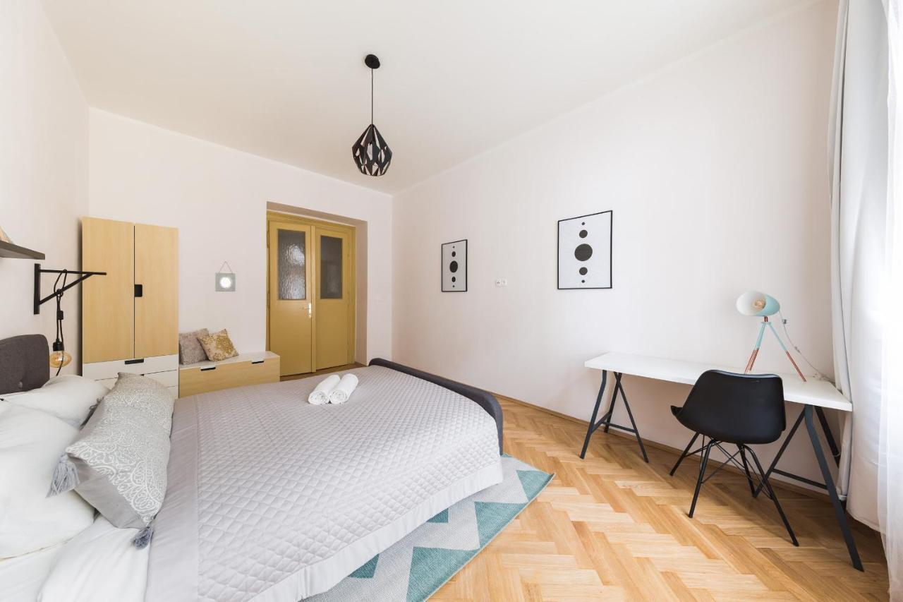 Boheme Apartment Prague Three エクステリア 写真